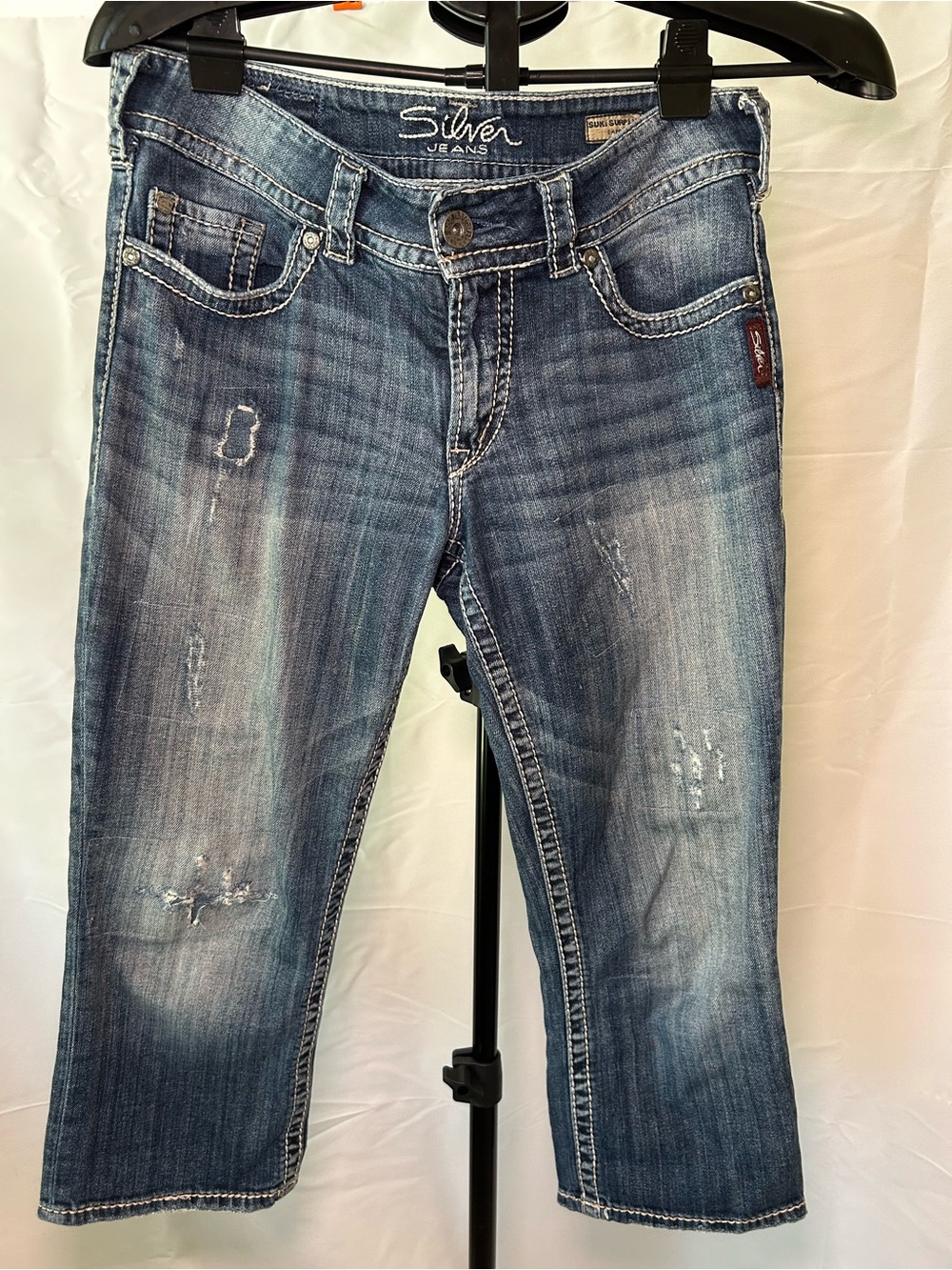 Silver Women’s Capri Jeans Blue Distressed Cropped Ankle Jeans Y2K size 29